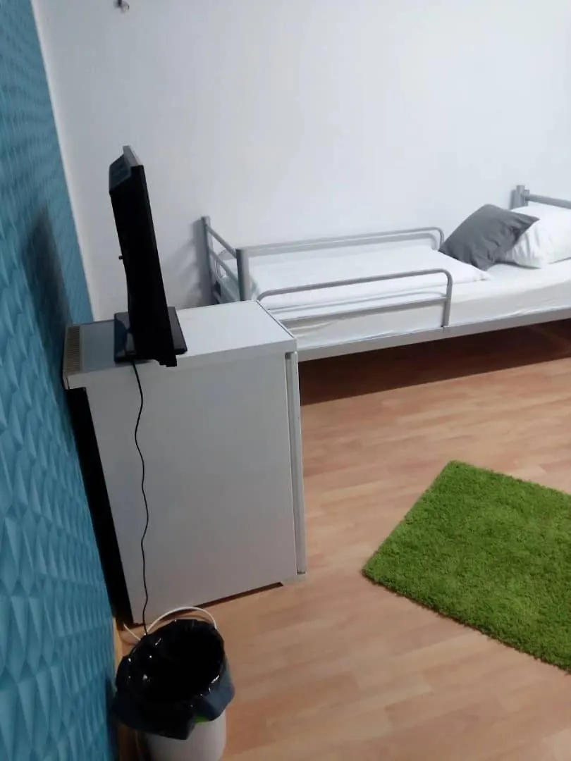 Hostel Zimmer Ab 8€ Hamburg Germany